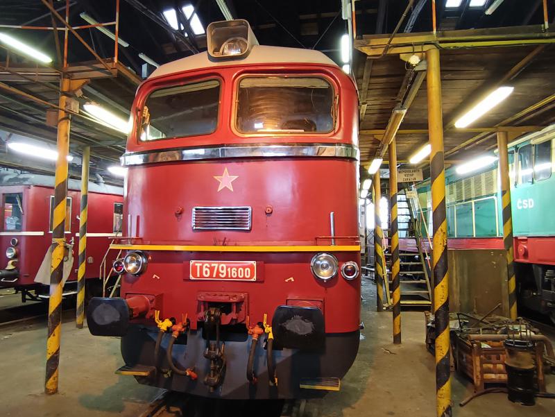 Der Sergej im Lokschuppen 